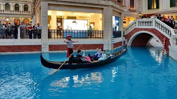 魅力澳门,绿意盎然,星光璀璨,碧波荡漾